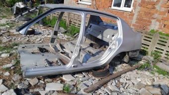 Renault Clio sembol sol yan kesme