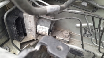 Renault fluence abs beyni