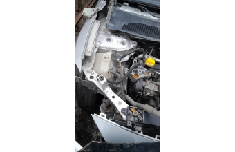 Renault fluence sag ön şasi ceyrek kesme