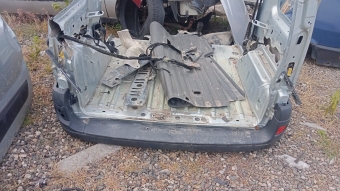 Renault Kango 1,Kango 2 arka panel saçı havuz kesme