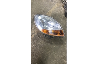Renault kango sağ far