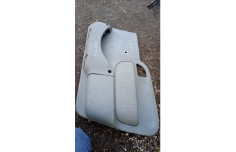 Renault Kango sag ön kapı döşemesi