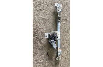 Renault kango3 sol sürgü cam kirikosu