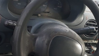 renault kangoo 1.9 tek sürgü çıkma sinyal silecek kolu