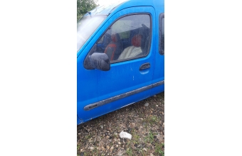renault kangoo çıkma sol ön kapı