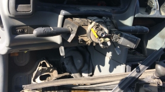renault laguana 1 çıkma sinyal silecek kolu ve airbag sargısı
