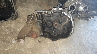 Renault laguna 1 2.0 8v f3R manuel sanzıman
