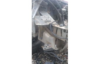 renault laguna 1 çıkma silecek su bidonu