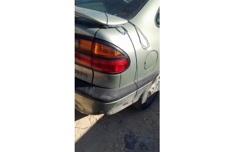 Renault Laguna 1 sag stop