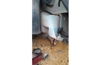 Renault laguna 1 silecek su bidonu
