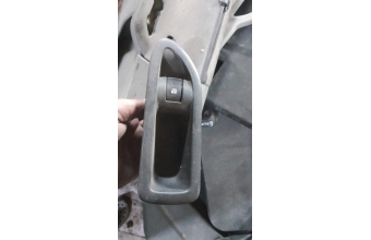 Renault Laguna 2 sol arka cam dugmesi 1000tl