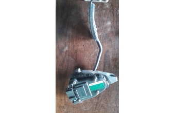 Renault Master 2 gaz pedalı