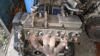 Renault megane 1 1.6 8v k7m silindir kapak
