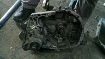 Renault Megane 1 1.6 8v şanzıman 98 model