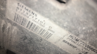 Renault megane 1 2.0 8v motor beyni 7500