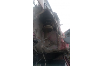 renault megane 1 çıkma sol ön amasör yay kep