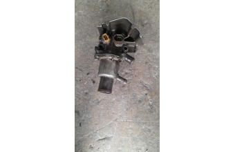 Renault Megane 1 k7m motor termostad gövde