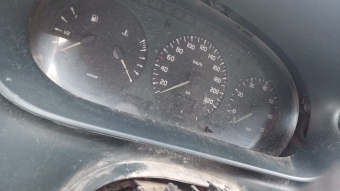 Renault Megane 1 km saati