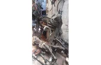 Renault Megane 1 motor beşik travers orjinal parça