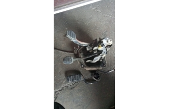 Renault Megane 1 pedal takimi