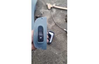 Renault Megane 1 sag ön cam dügmesi