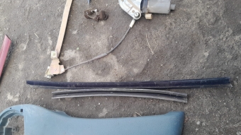 Renault Megane 1 sag ön ic sıyırıcı