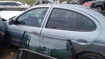 Renault Megane 1 sol kapılar