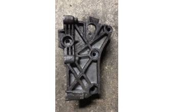 Renault Megane 3 Fluence 1.5DCİ silindir kapak ön parça