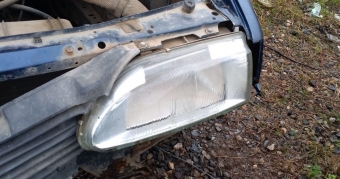 renault r19 1.6 çıkma sol far.