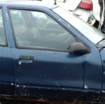 renault r19 1.6 karburatörlü çıkma sağ ön kapı.