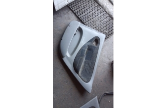 Renault Scenic 1 sağ arka kapı doseme
