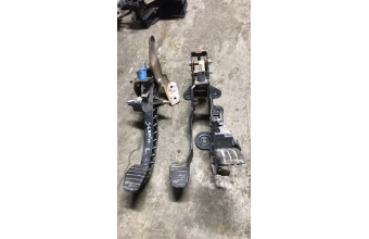 Renault scenic 2 pedal takımı