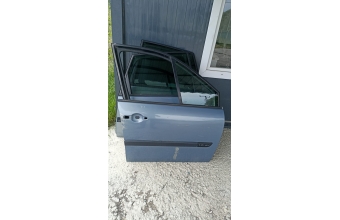 Renault Scenic 2 sağ ön kapı