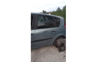Renault Scenic 2 sol arka kapi