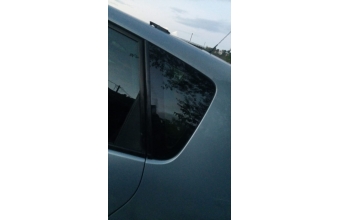 Renault Scenic 2 sol arka kelebek cam