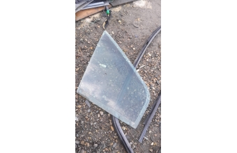 Renault scenic sağ ön kelebek camı