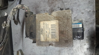 Renault trafik 2001-2006 abs beyni