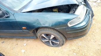 Rover 414 sağ ön çamurluk