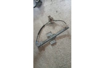 Seat Ibiza sol ara cam krikosu manuel
