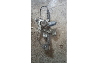 Seat Ibiza sol arka cam krikosu otamatik çıkma