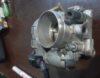 skoda fabia 2.0 çıkma gaz kelebeği eom 06a13362d