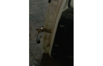 skoda roomster çıkma sağ arka kapı menteşesi
