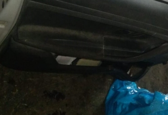 skoda roomster çıkma sol ön kapı camı