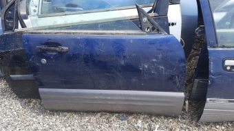 subaru çıkma sağ ön kapı