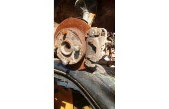 suzuki swift çıkma sağ ön taşıyıcı