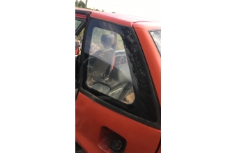 suzuki swift çıkma sol arka kelebek camı