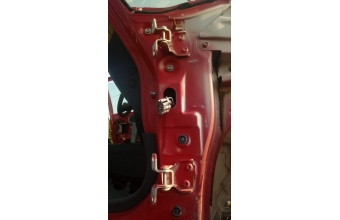 suzuki sx4 çıkma sağ ön kapı menteşeleri