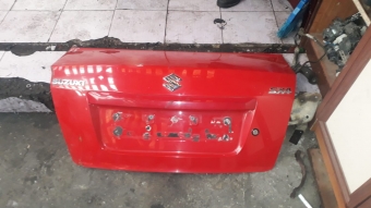 suzuki sx4 sedan çıkma bagaj kapağı