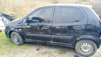 Tata indica sol kapılar