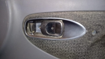 tata indigo çıkma sağ ön kapı iç kolu